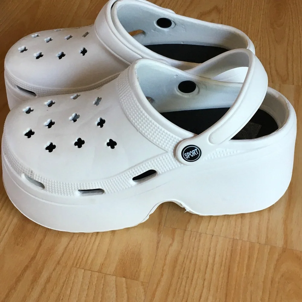 Sporto White Platform Clog Wedge Sandals with Back Strap